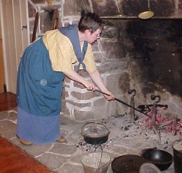 Volunteers Cooking
