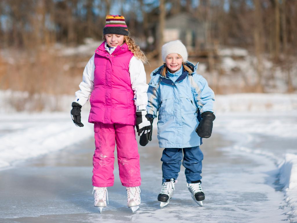 Outdoor_Ice_Skating