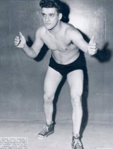Bruno Ochman standing in a wrestling pose